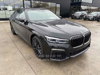 damaged passenger cars BMW 7-serie E 2019/9