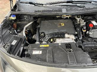 Peugeot 3008 1,2 BENZINE 131,PS  ALLURE picture 10