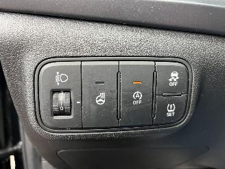 Hyundai I-20 1,0 TURBO AUTOMATIC - NAVI picture 22