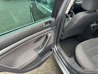 Volkswagen Golf 1.4 TSI Comfortline Business PANO picture 12