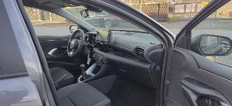 Toyota Yaris 1.5 Hybride* Navigatie*LED*Aluminium velgen*Camera*trekhaak*KeylessGo* picture 9