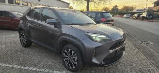Avarii autoturisme Toyota Yaris Cross 1.5L Hybride Automaat*LED*Camera*KeylessGo*Stoelverwarming*DAB*Airco* 2023/6