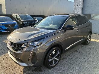 Damaged car Peugeot 3008 PEUGEOT 3008 1.5D GT 2021 2021/1