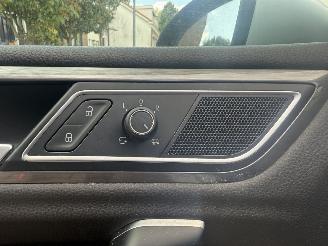 Volkswagen Golf Sportsvan 1.6 TDI / DSG / NAP picture 17