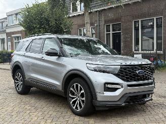damaged passenger cars Ford Explorer 3.0 V6 EcoBoost 7 PERS PHEV ST-Line BTW! 2021/1