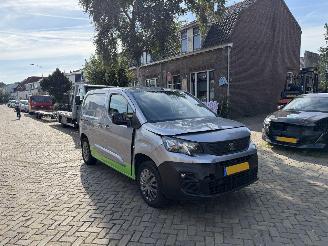 Peugeot Partner 1.5 BlueHDI 3 PERS! 100 S&S L1  NAP! picture 4