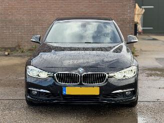 BMW 3-serie 320i High Executive NAP ORIGINELE NL AUTO! picture 6
