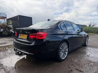 BMW 3-serie 320i High Executive NAP ORIGINELE NL AUTO! picture 10