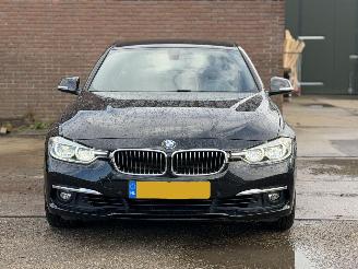 BMW 3-serie 320i High Executive NAP ORIGINELE NL AUTO! picture 3