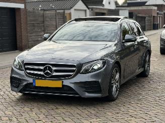 Schadeauto Mercedes E-klasse E200d / AMG / PANO 2017/1