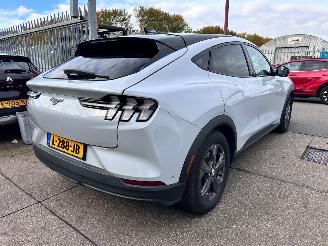 Ford Mustang Mach-e EXTENDED RWD 98 KWH / PANO picture 4