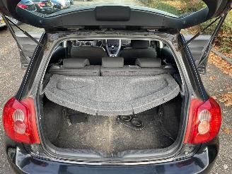 Toyota Auris 1.4 5drs 74kw picture 13