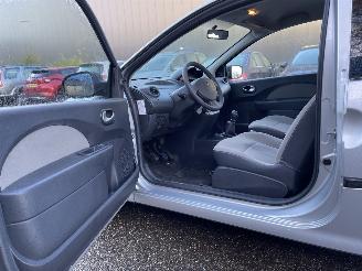 Renault Twingo 1.2 airco picture 9