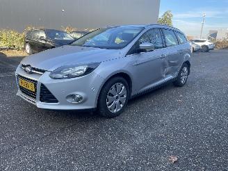 Avarii autoturisme Ford Focus 1.6 92kw 2012/8