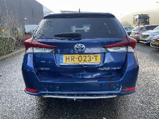 Toyota Auris 1.8 hybrid picture 5