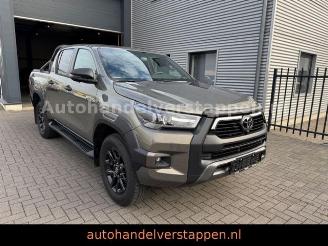 Vaurioauto  passenger cars Toyota Hilux 2.8 D.Cab Invincible 4x4 Roll B. JBL 2025/8
