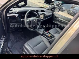 Toyota Hilux 2.8 D.Cab Invincible 4x4 Roll B. JBL picture 12