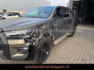 Toyota Hilux 2.8 D.Cab Invincible 4x4 Roll B. JBL picture 8