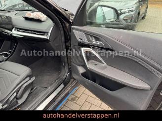 BMW iX1 30 xDrive xLine 230KW Harman Pano picture 15