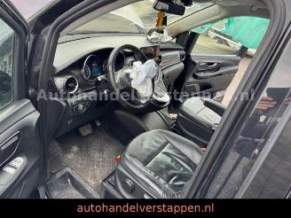 Mercedes EQV 300 LANG Avantgarde Line picture 17