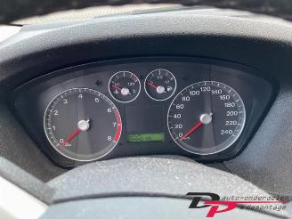 Ford Focus Focus 2, Sedan, 2005 / 2012 1.6 16V picture 12
