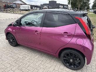 Toyota Aygo 1.0 VVT-iX-CITE BOUWJAAR 2019 LICHTE SCHADE!  5750 EURO picture 2