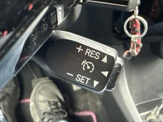 Toyota Aygo 1.0 VVT-iX-CITE BOUWJAAR 2019 LICHTE SCHADE!  5750 EURO picture 12