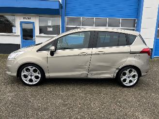 Ford B-Max 1.0 ECOBOOST  TITANIUM picture 9