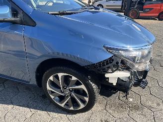 Toyota Auris Touring Sports 1.2T Dynamic picture 10