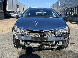 Toyota Auris Touring Sports 1.2T Dynamic picture 5