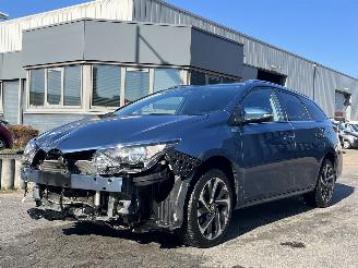 Toyota Auris Touring Sports 1.2T Dynamic picture 6