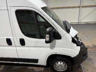 Opel Movano 2.2D 121kW Zwaar L2H2 picture 18