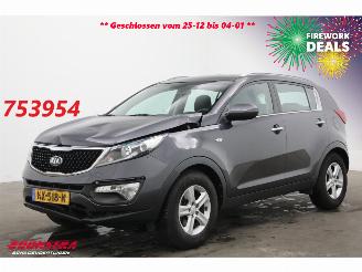 damaged passenger cars Kia Sportage 1.6 GDI X-treme ComfortLine Navi Clima Cruise Camera AHK 2016/1