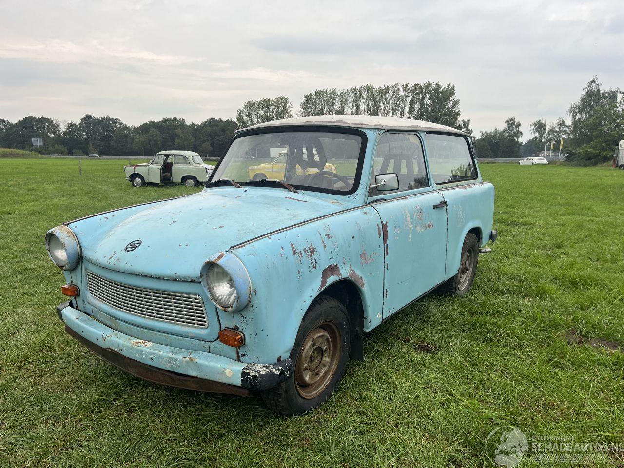 Trabant P 601 S STATION / KOMBI RESTAURATIE PROJECT / OPKNAPPER