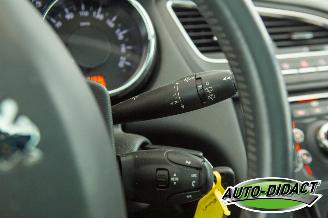 Peugeot 5008 1.6 THP GT 7P. Leer picture 10