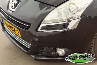 Peugeot 5008 1.6 THP GT 7P. Leer picture 30
