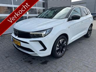 skadebil auto Opel Grandland 1.2 Turbo Level 3 2025/3
