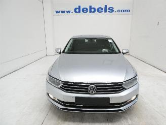 Coche accidentado Volkswagen Passat 1.6D OMFORTLINE 2016/6