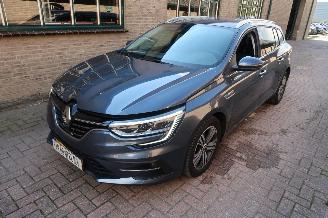 krockskadad bil auto Renault Mégane Renault Mégane Estate 1.3 TCe Intens 2022/8