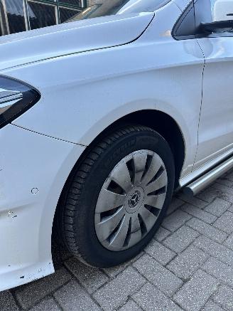 Mercedes B-klasse 220 d Ambition picture 23