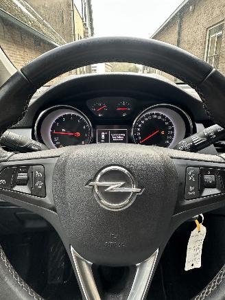 Opel Astra SPORTS TOURER picture 9