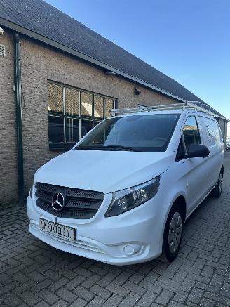 Damaged car Mercedes Vito 109 CDI Functional 2015/8