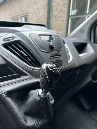Ford Transit Custom picture 14