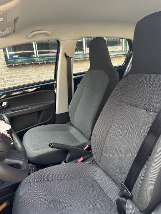 Volkswagen Up!  picture 8