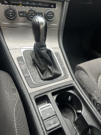 Volkswagen Golf Volkswagen Golf 1.0 TSI Connected Series picture 15