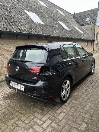 Volkswagen Golf Volkswagen Golf 1.0 TSI Connected Series picture 6