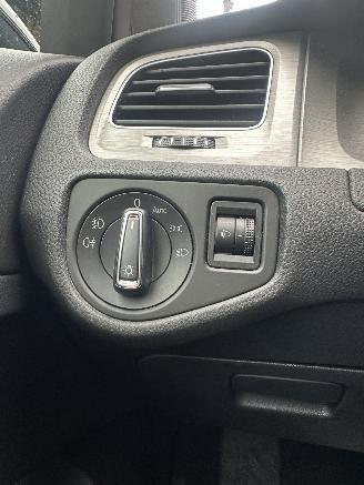 Volkswagen Golf Volkswagen Golf 1.0 TSI Connected Series picture 13