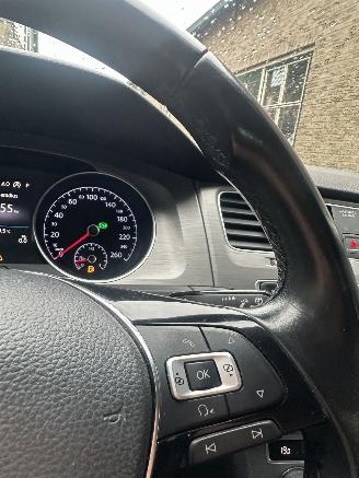 Volkswagen Golf Volkswagen Golf 1.0 TSI Connected Series picture 11