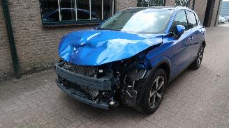 krockskadad bil auto Nissan Qashqai Nissan Qashqai 1.3 MHEV Xtronic Premiere Edition Edition 2022/2