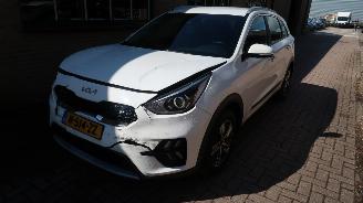 uszkodzony samochody osobowe Kia Niro Kia Niro 1.6 GDi Hybrid DynamicLine 2022/1